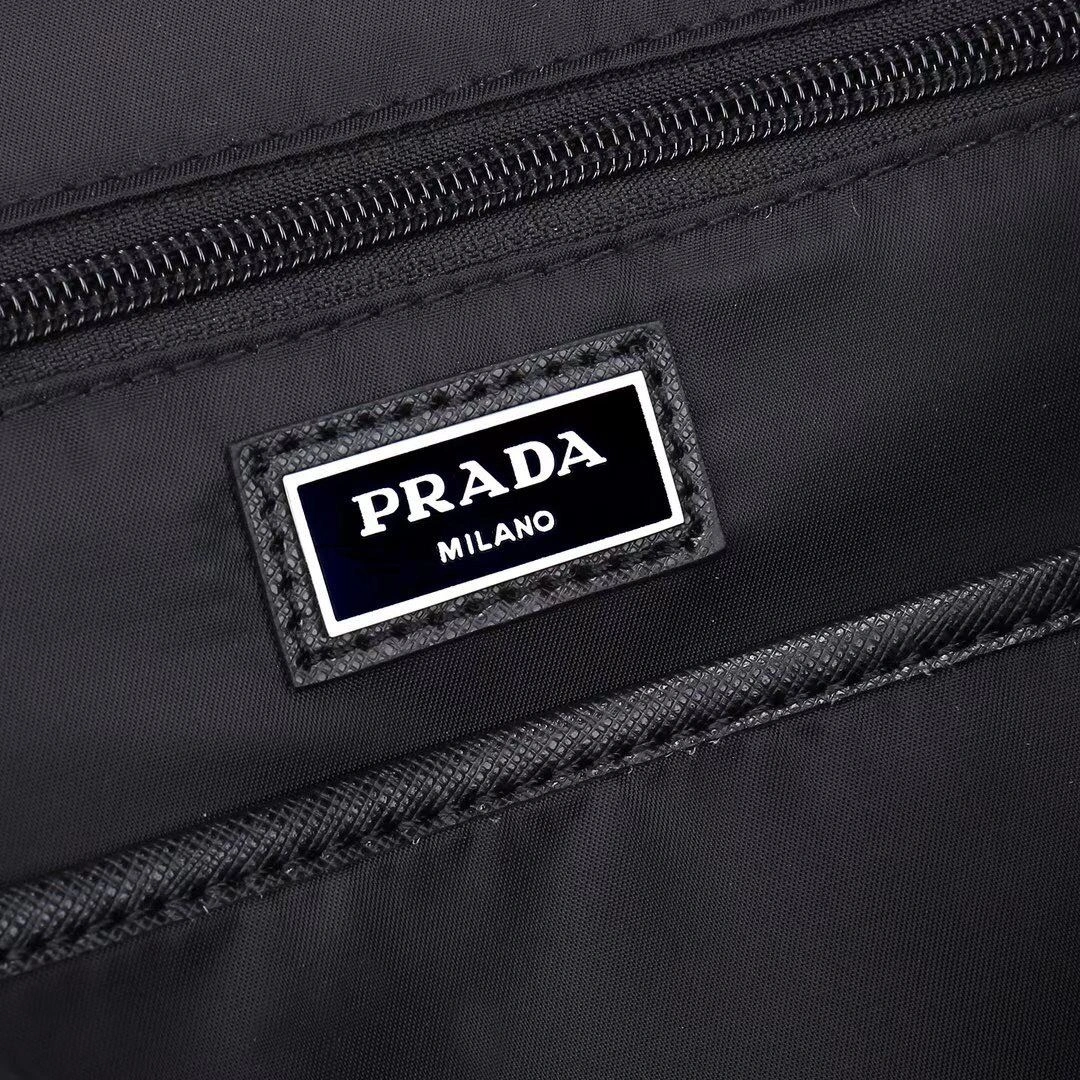 Resilient Mens Prada Backpacks 90775