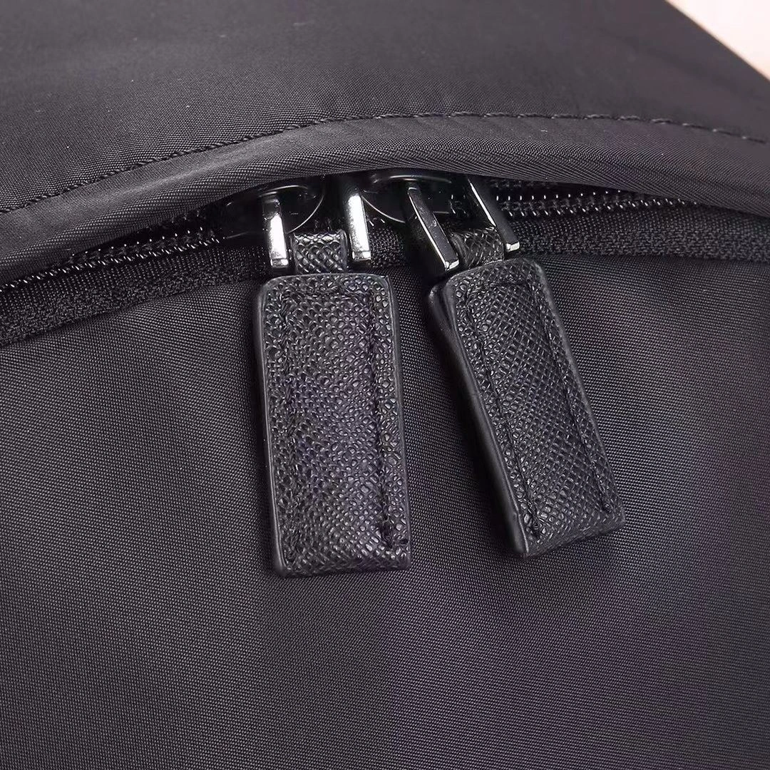 Mens Prada Backpacks Compact 90767