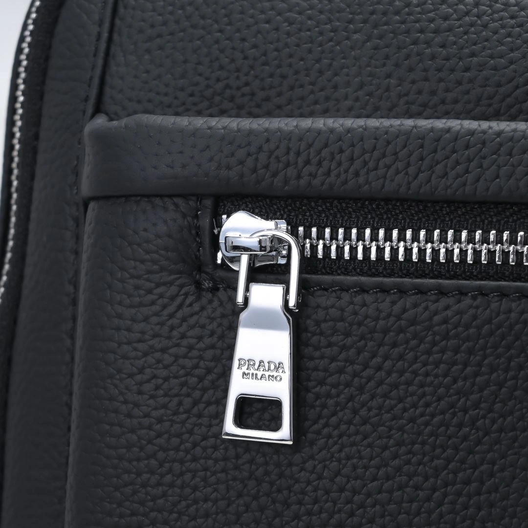 Mens Prada Backpacks QuickDry 90735