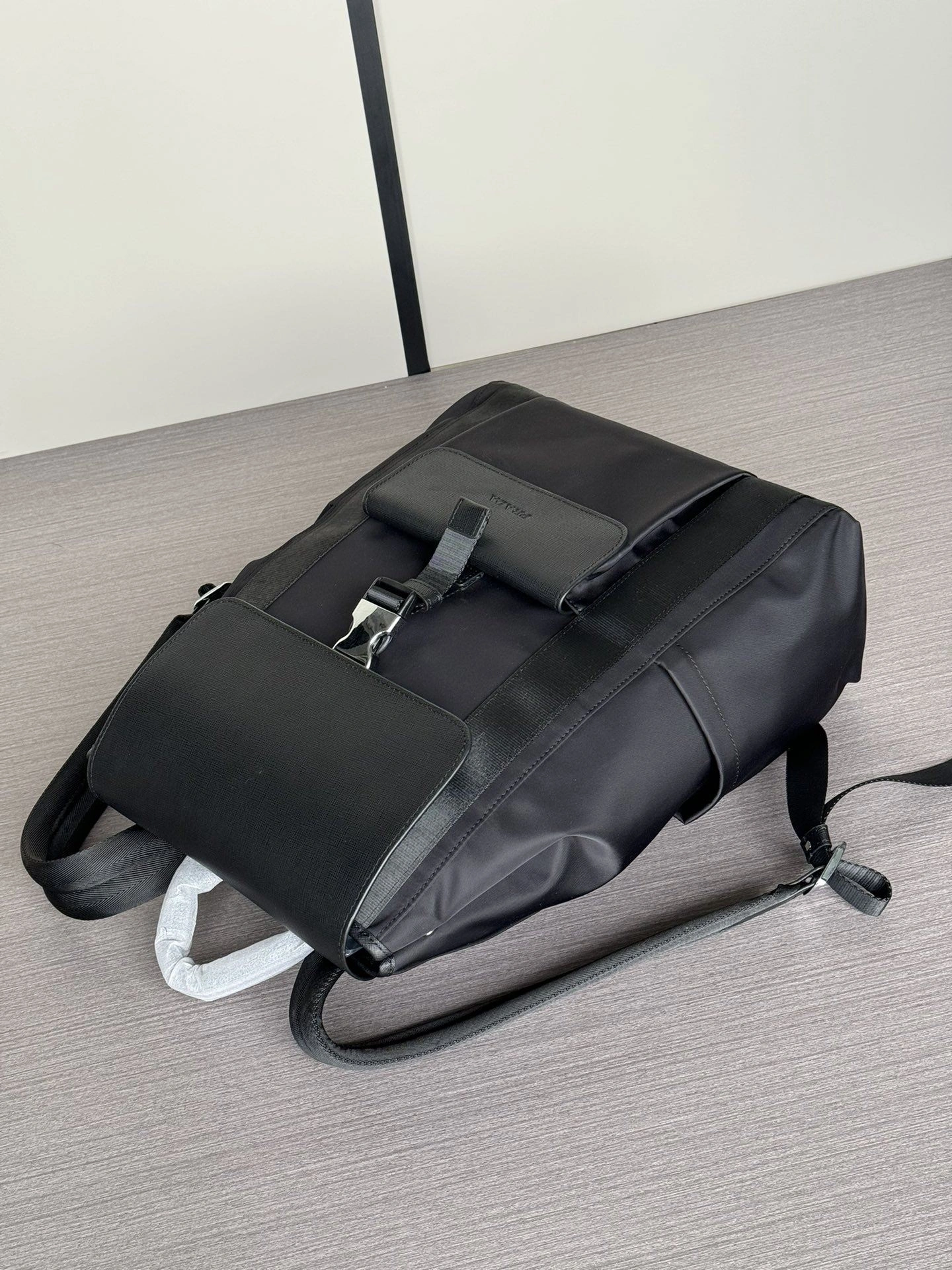 Trendsetting Mens Prada Backpacks 92480