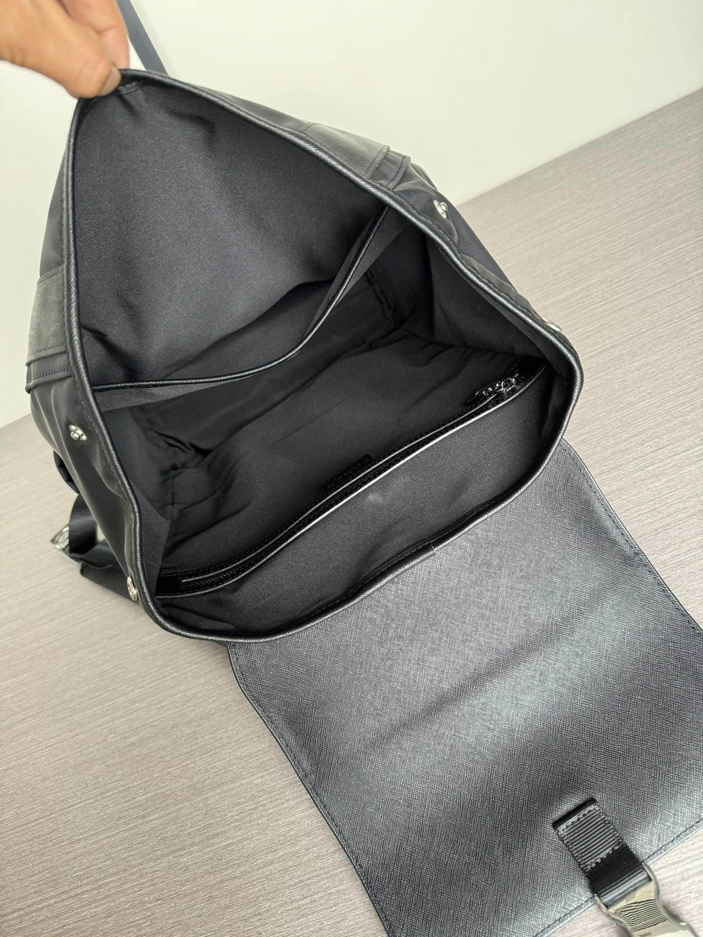 Trendsetting Mens Prada Backpacks 92480