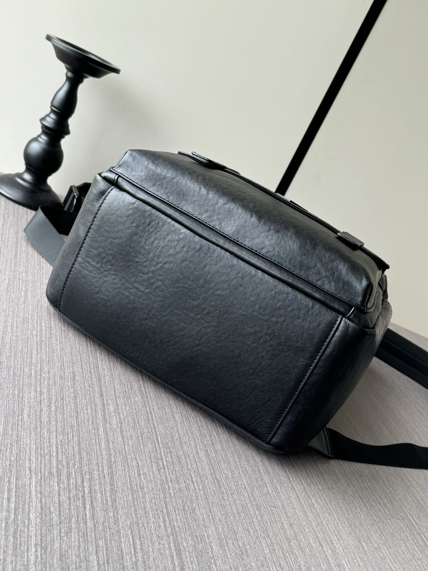 ModernLook Mens Prada Backpacks 92543
