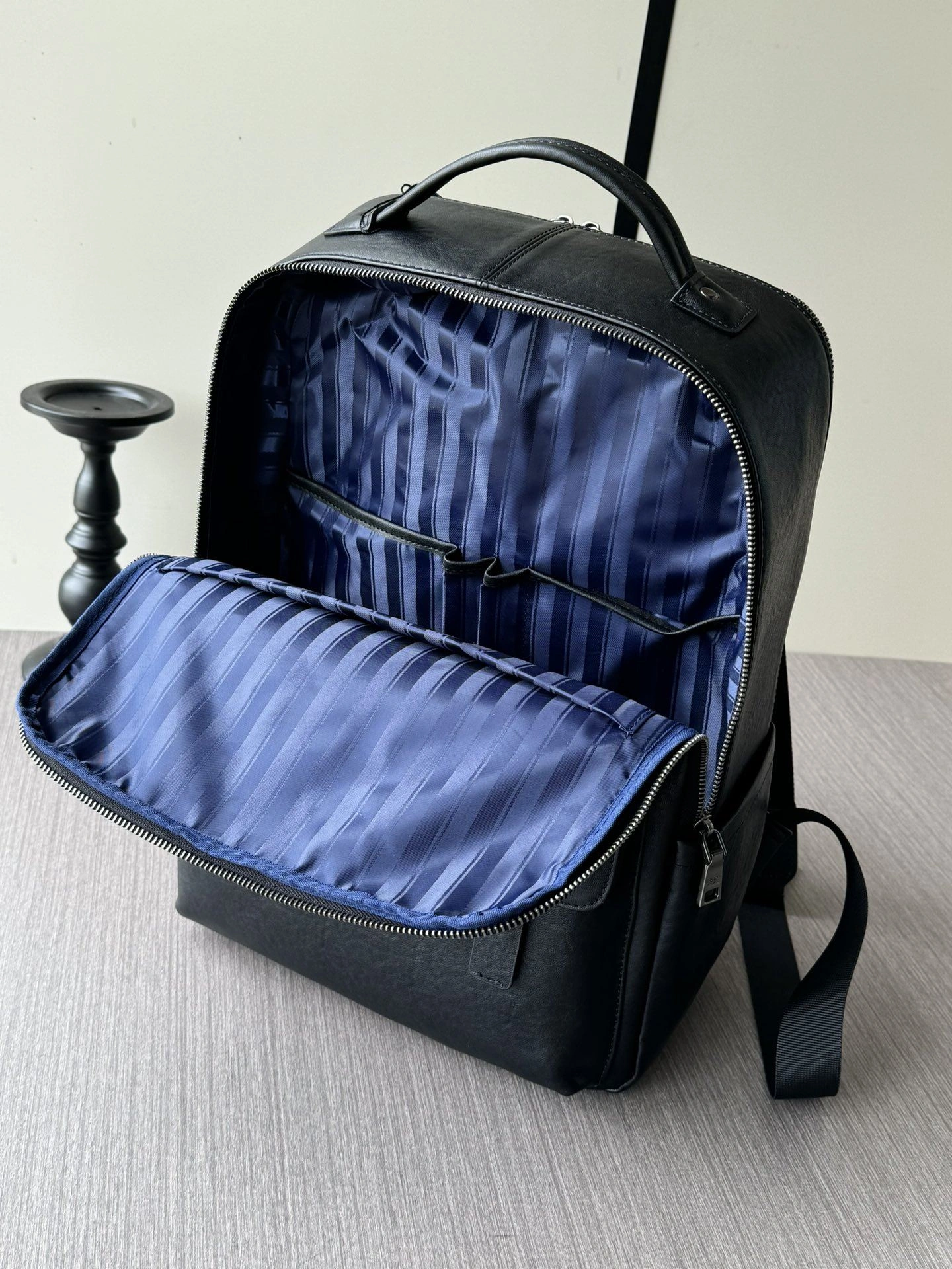 ModernLook Mens Prada Backpacks 92543