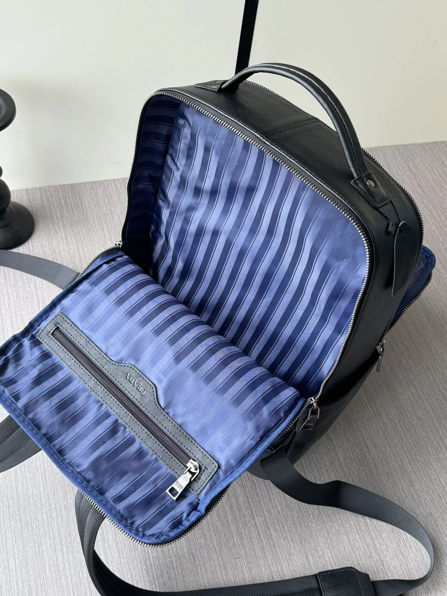 ModernLook Mens Prada Backpacks 92543