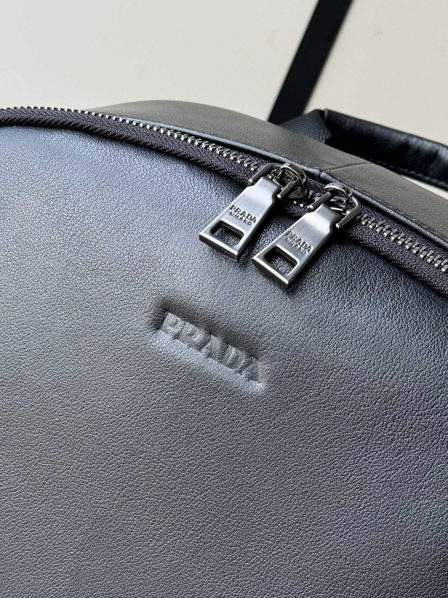 UrbanStyle Mens Prada Backpacks 92467