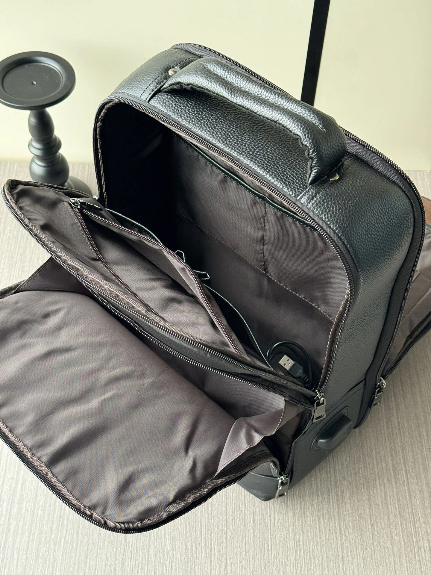 EasyMatch Mens Prada Backpacks 92465