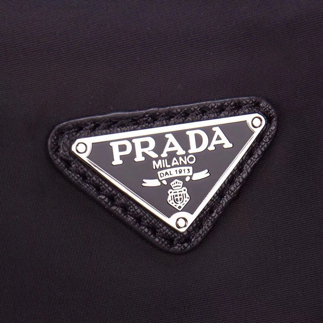 Mens Prada Briefcases WellDesigned 90732