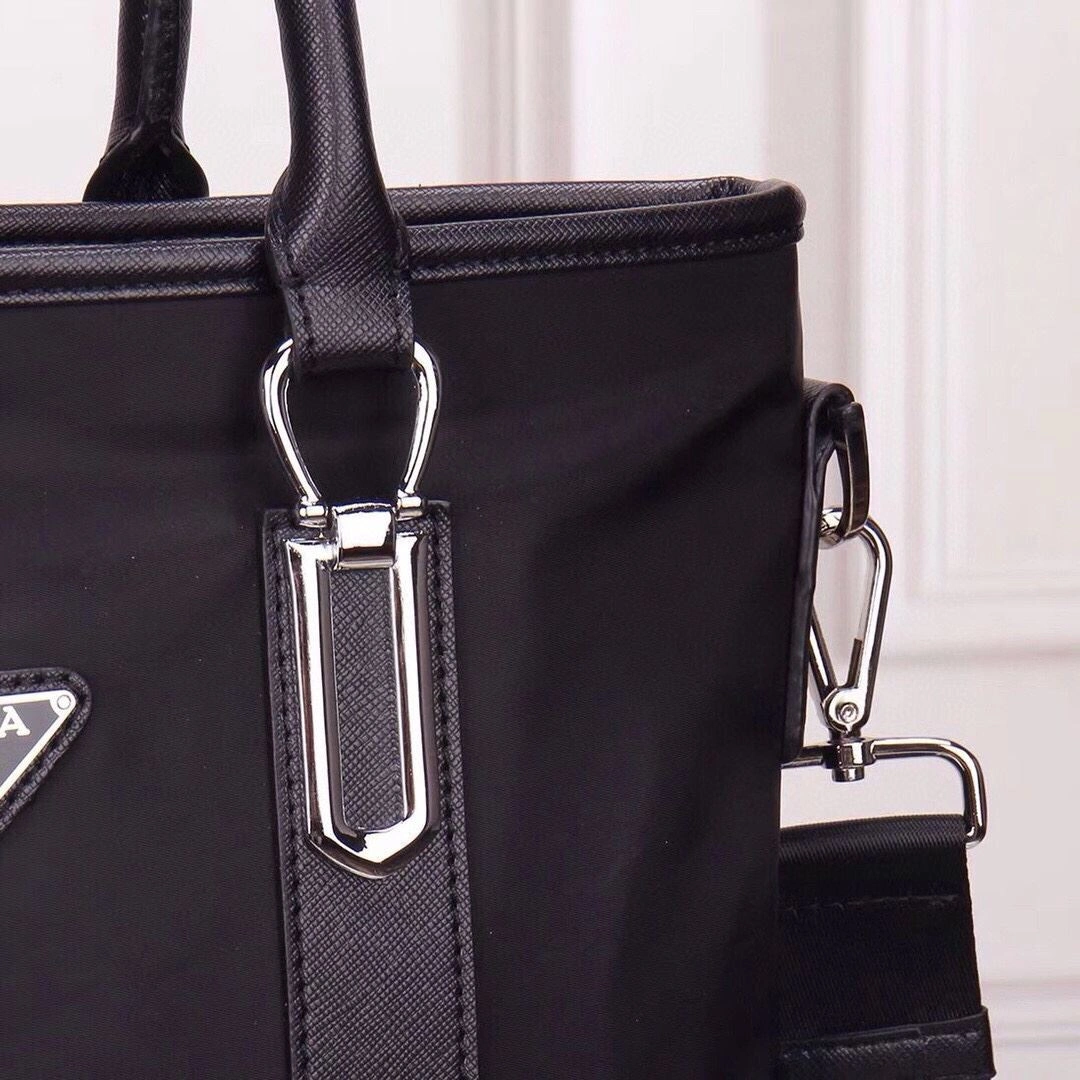 Mens Prada Briefcases WellDesigned 90732