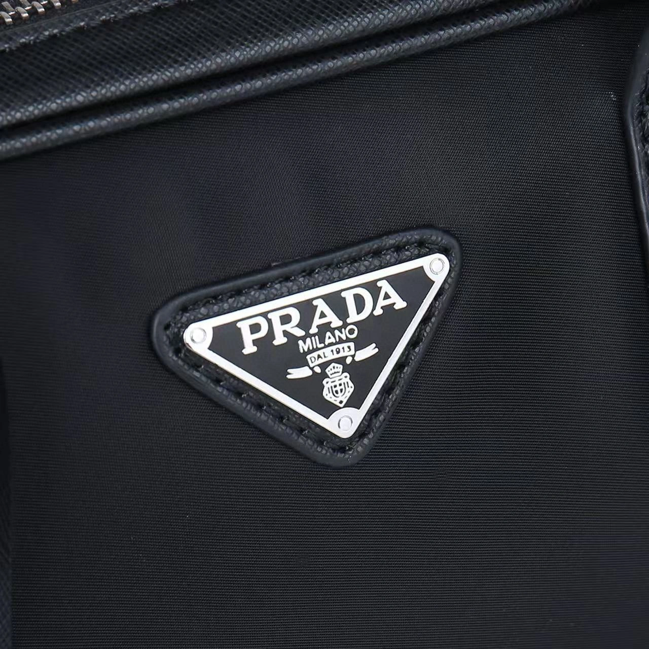 Mens Prada Briefcases Snug 90742
