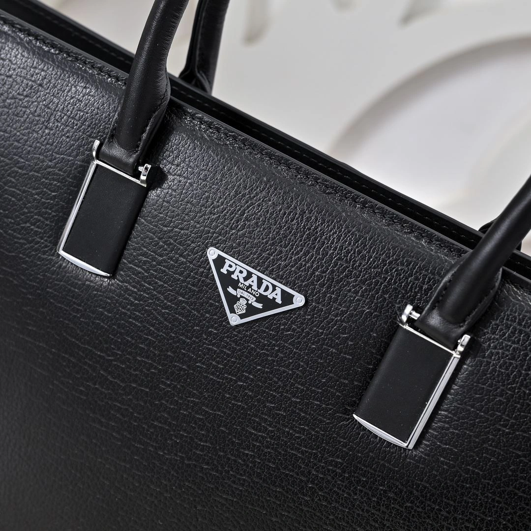Seasonal Mens Prada Briefcases 90729