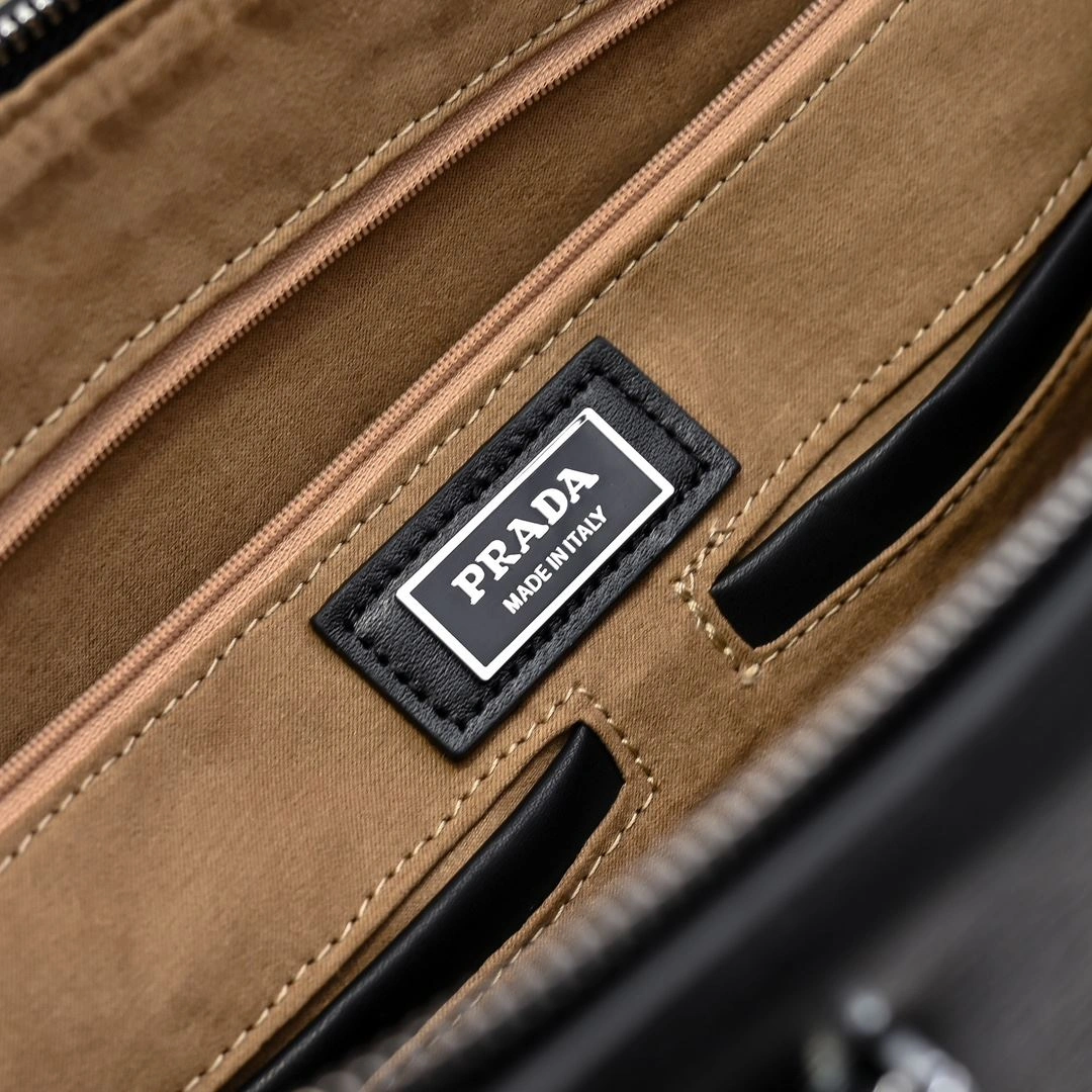 Seasonal Mens Prada Briefcases 90729