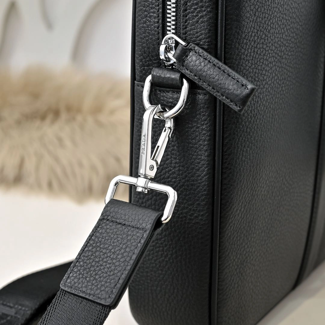Snug Mens Prada Briefcases 90726