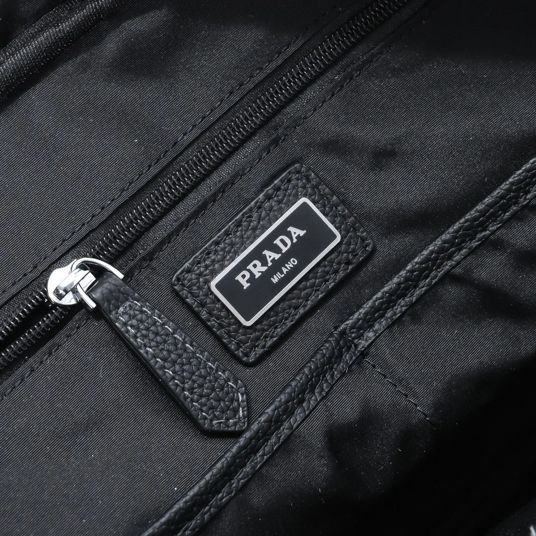 QuickDry Mens Prada Briefcases 90762