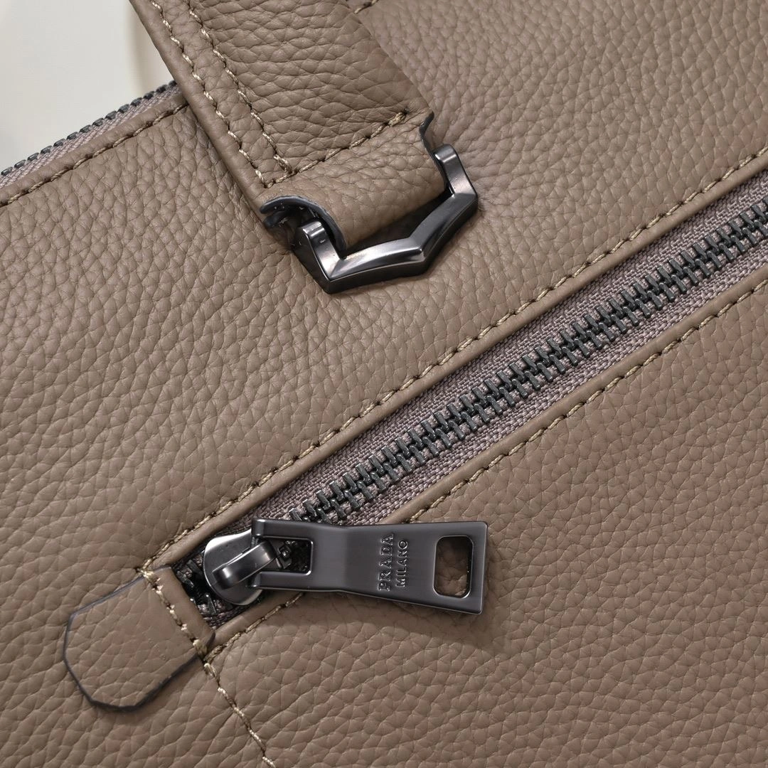 Efficient Mens Prada Briefcases 90716
