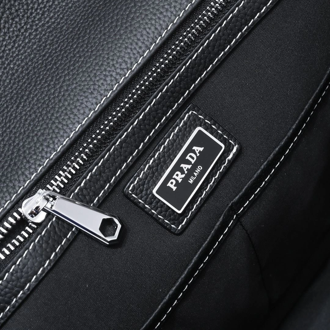 Mens Prada Briefcases QuickDry 90702