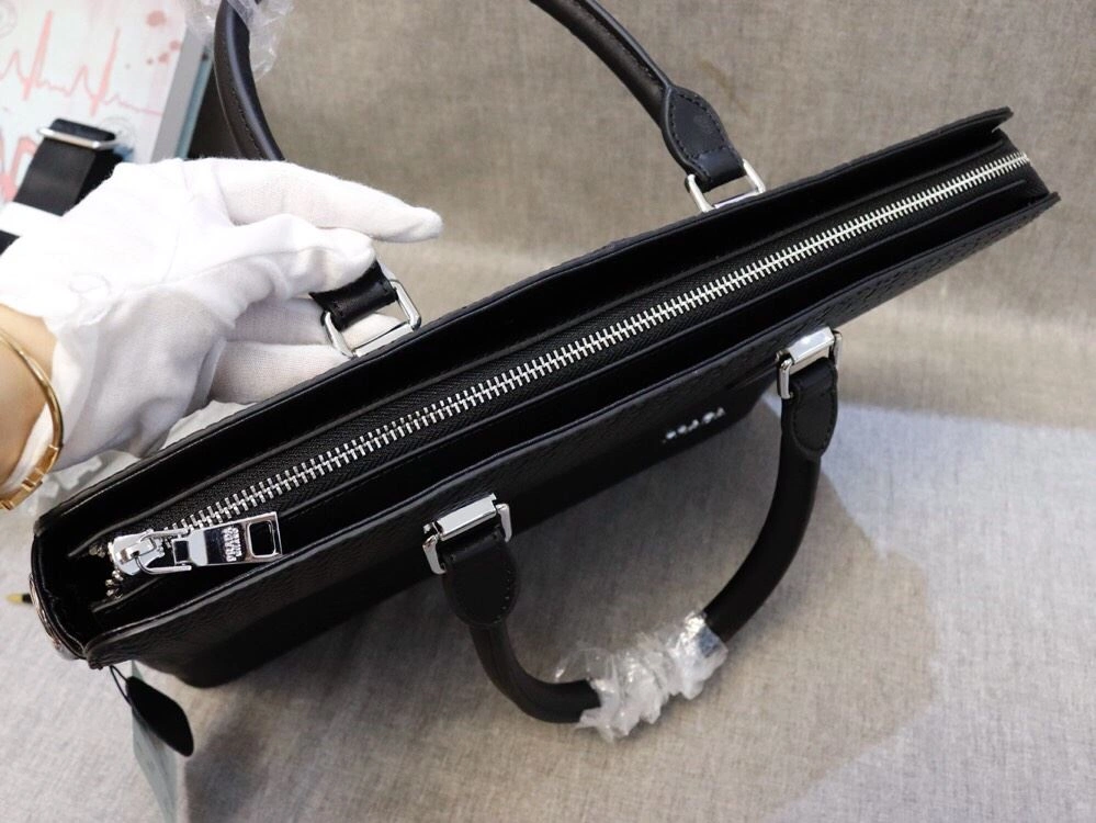 Mens Prada Briefcases Unisex 92451