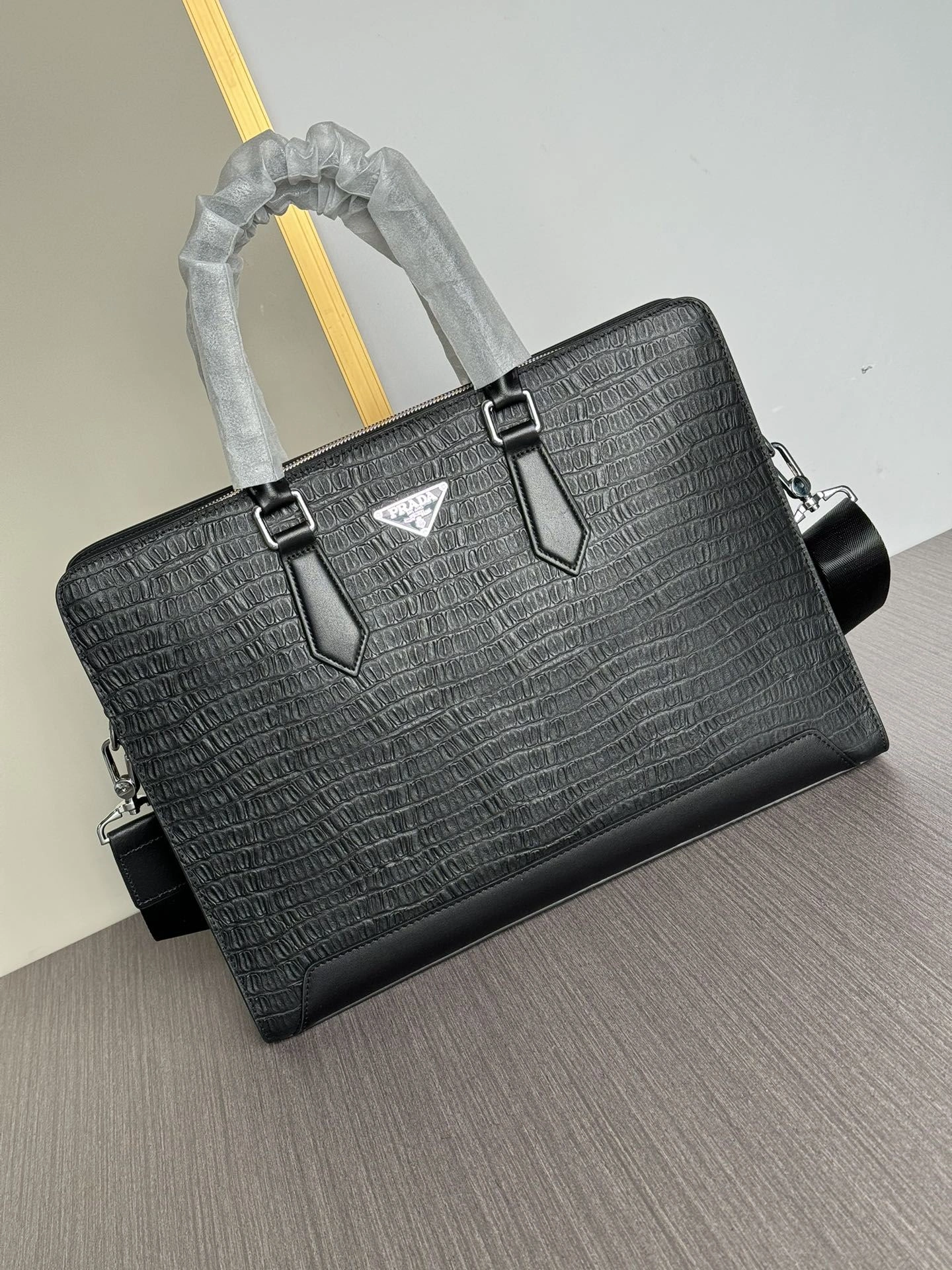 Mens Prada Briefcases Lightweight 92501