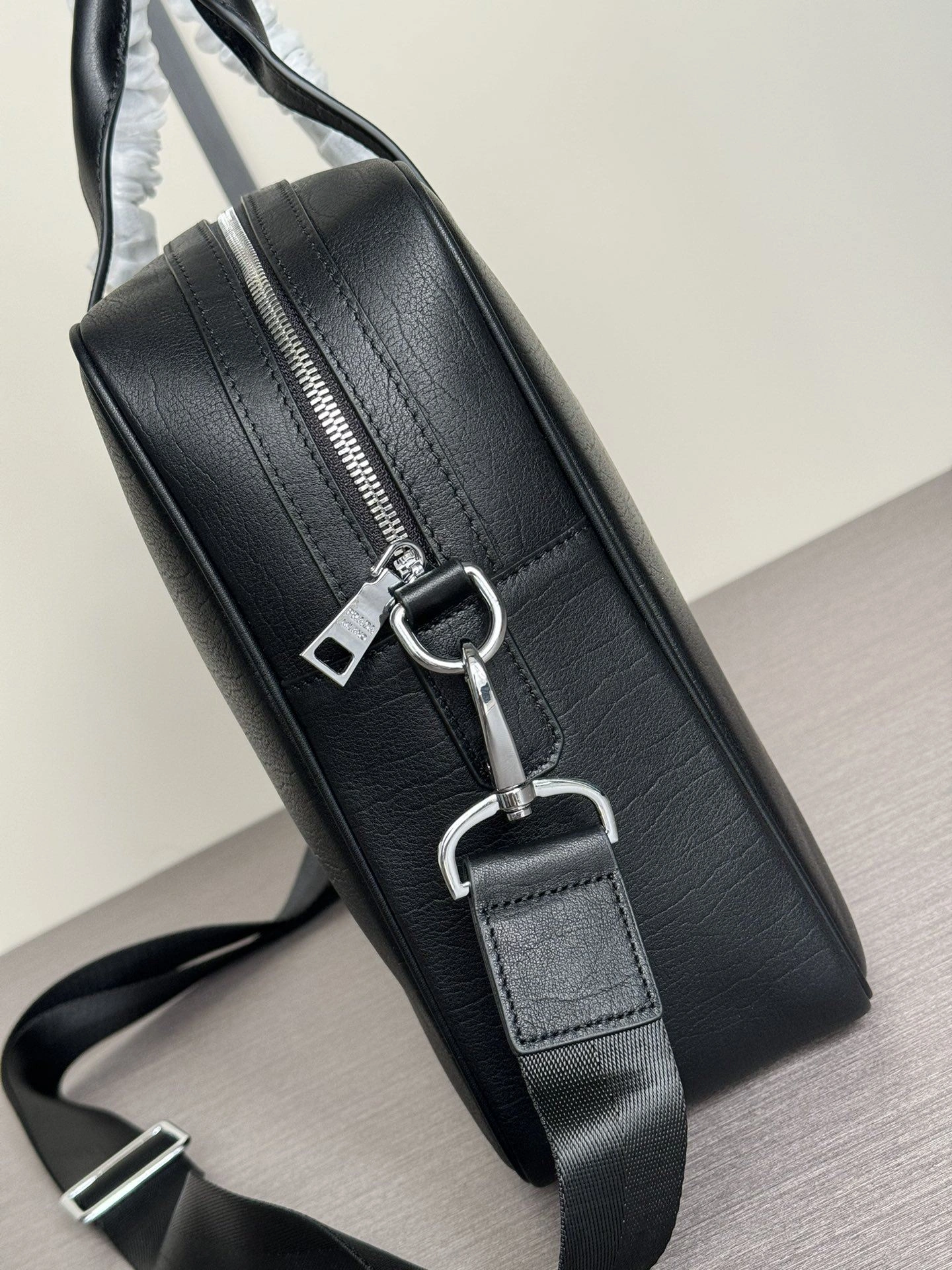 FastDry Mens Prada Briefcases 92432