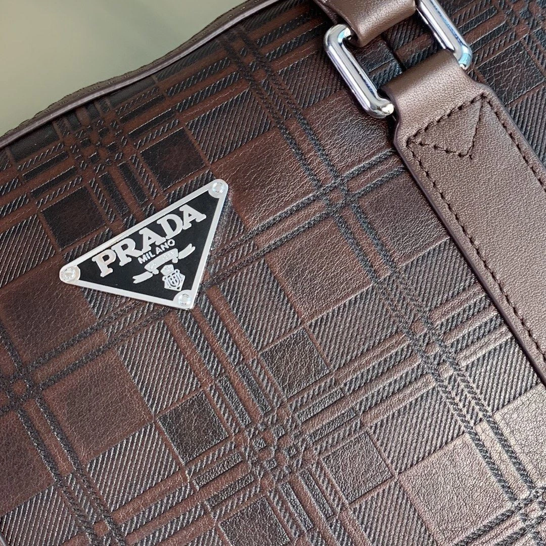 Mens Prada Briefcases Seasonal 92466