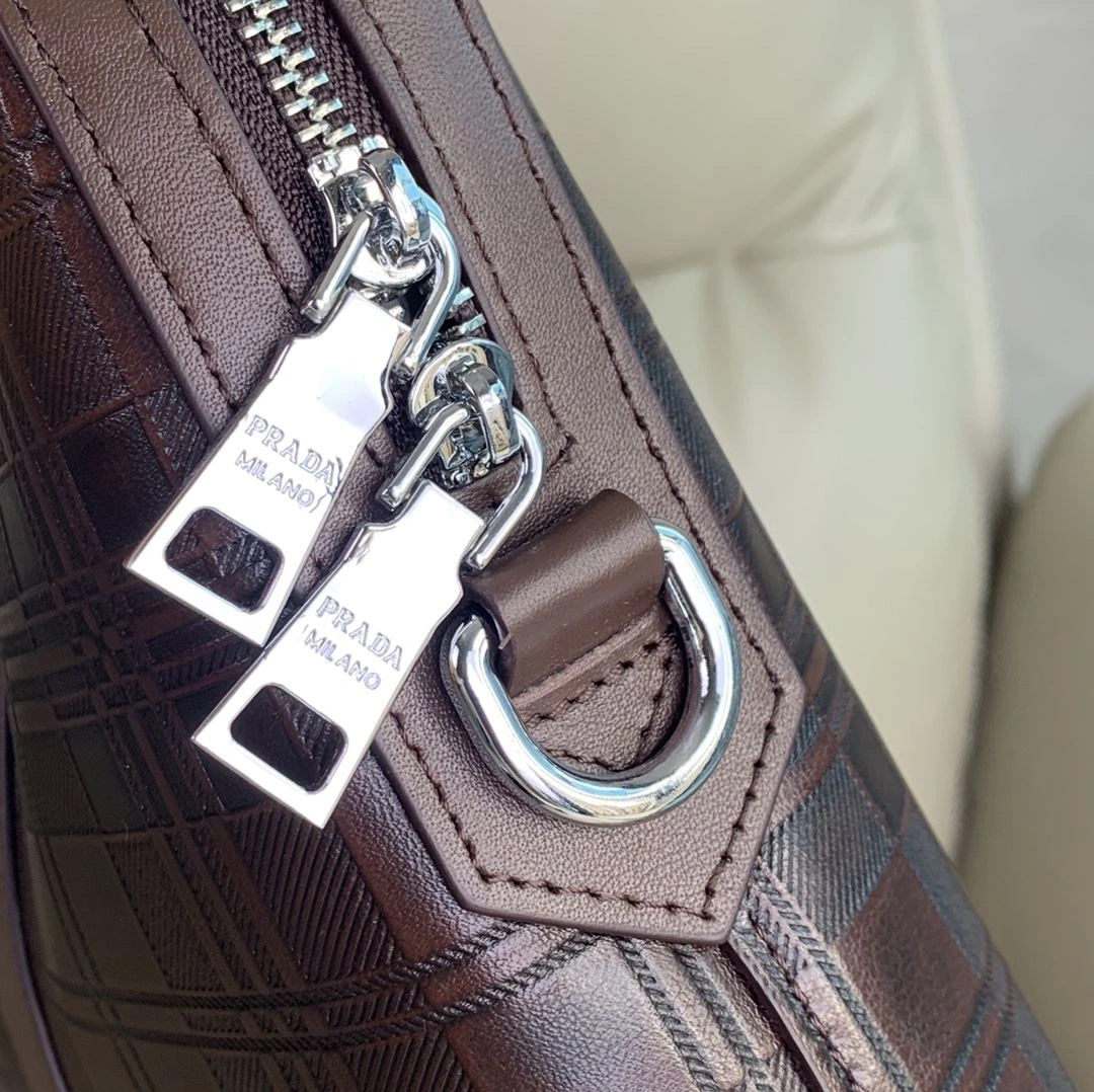 Mens Prada Briefcases Seasonal 92466