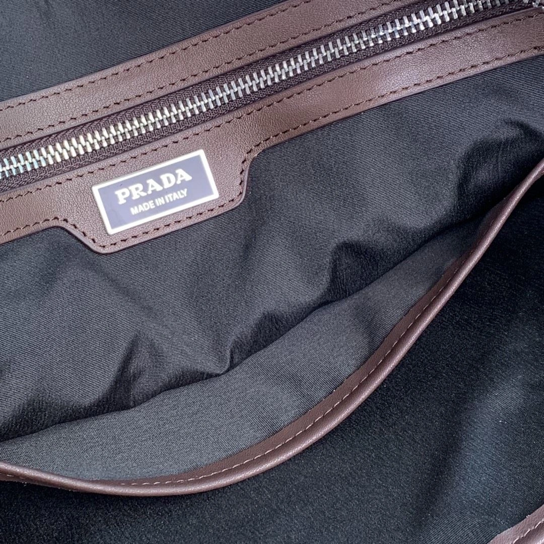 Mens Prada Briefcases Seasonal 92466