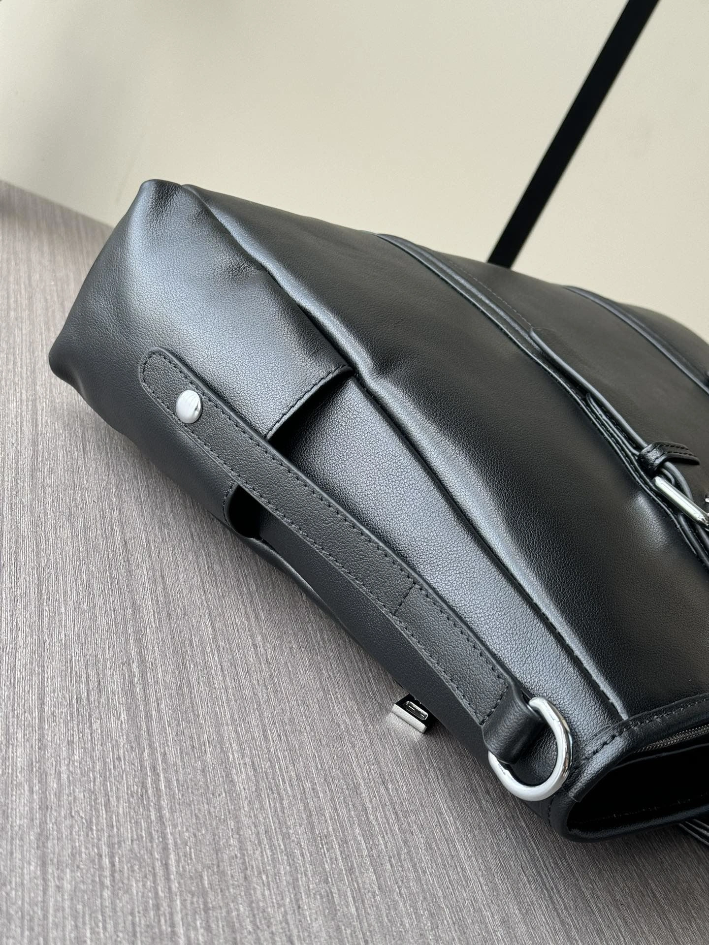 GoAnywhere Mens Prada Briefcases 92427