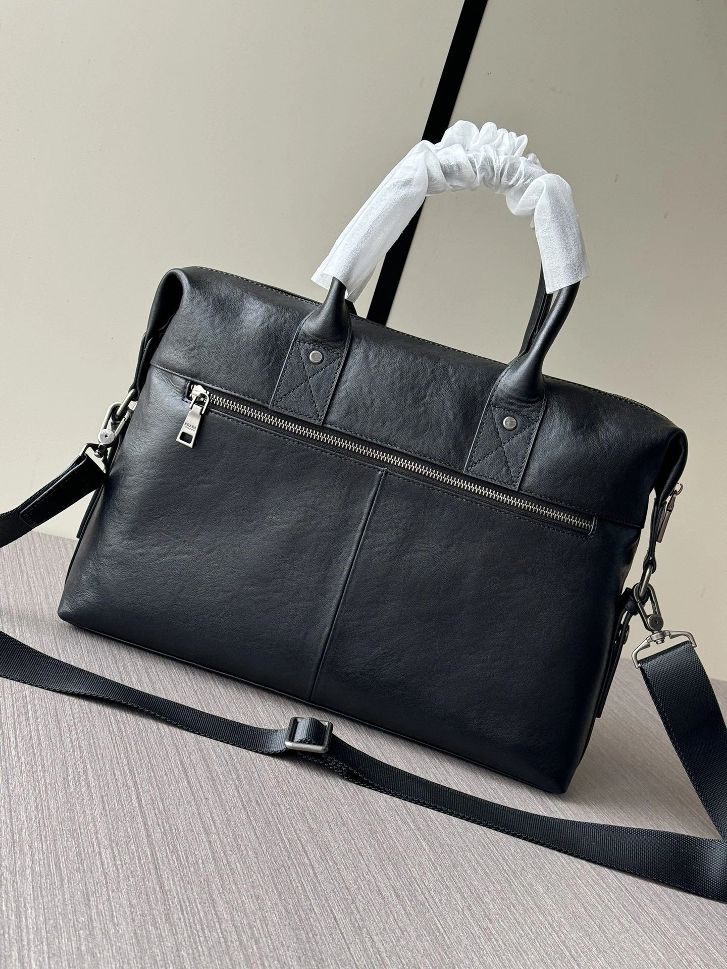 RelaxedFit Mens Prada Briefcases 92420