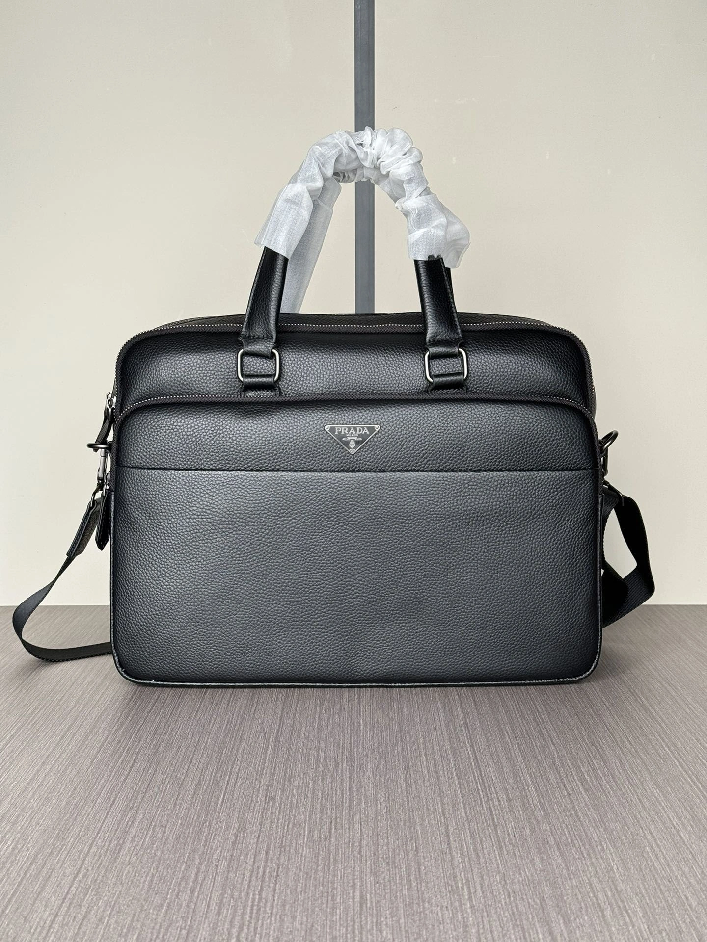 UrbanStyle Mens Prada Briefcases 92419