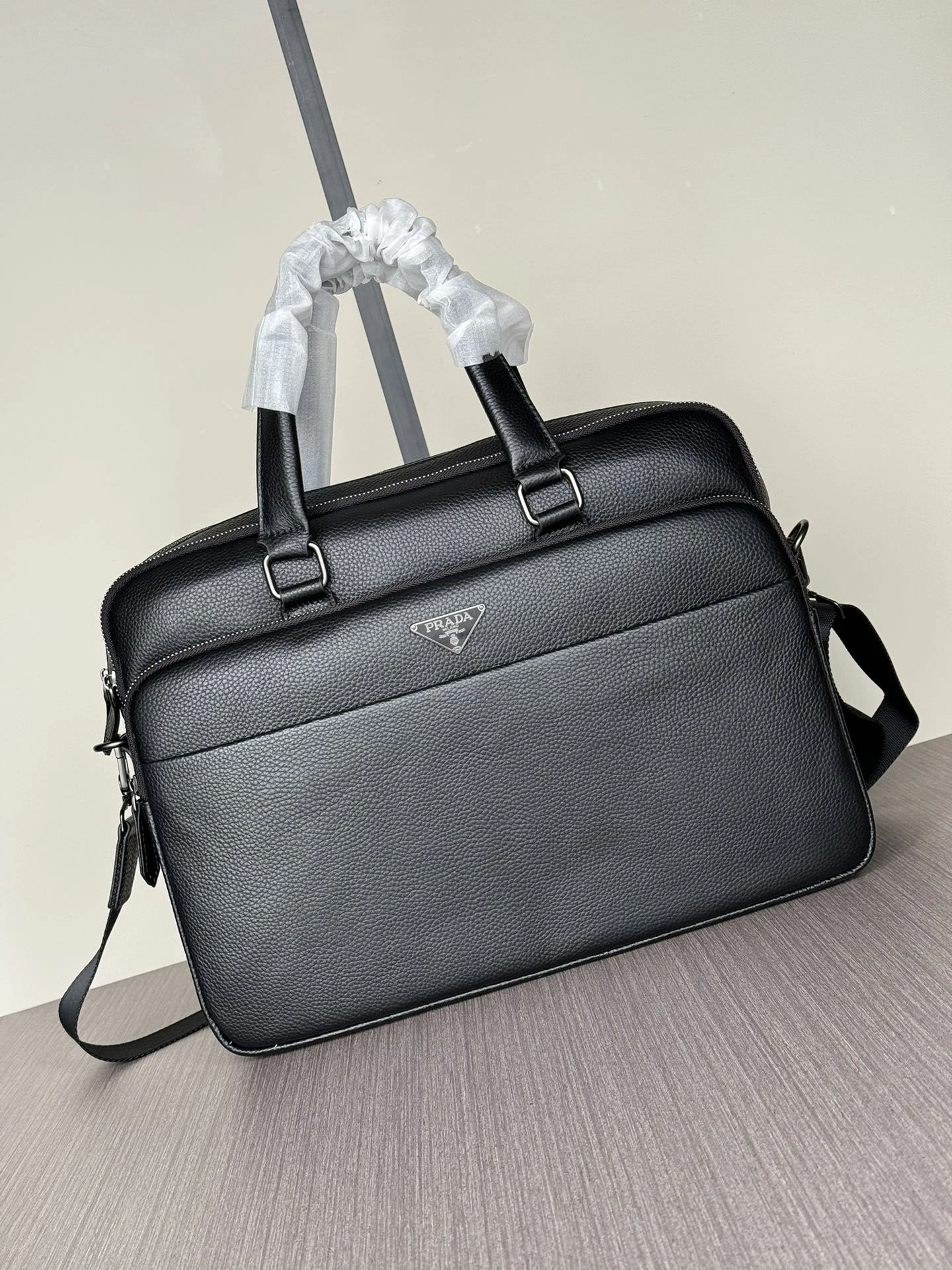 UrbanStyle Mens Prada Briefcases 92419