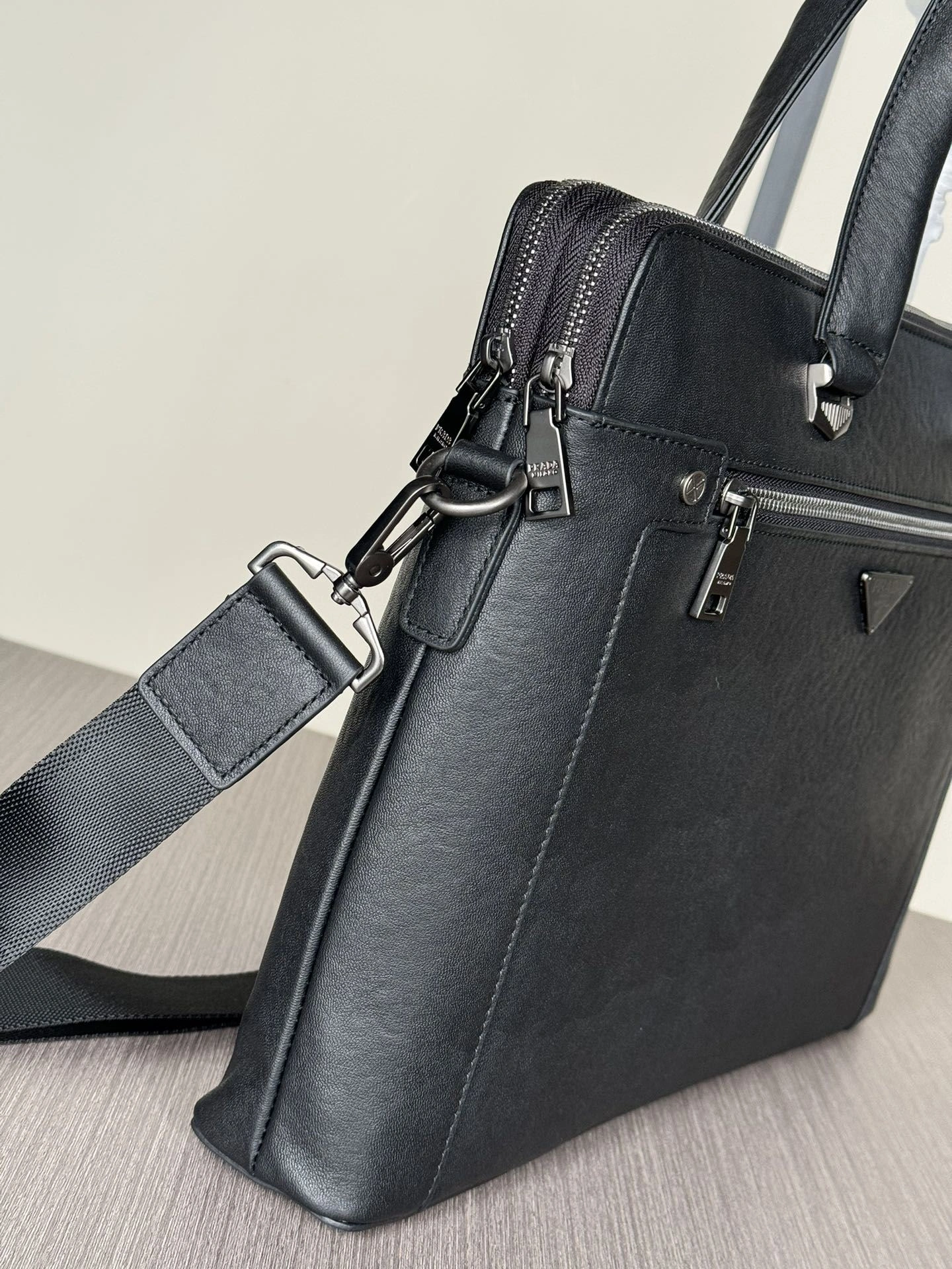 Mens Prada Briefcases Effortless 92447