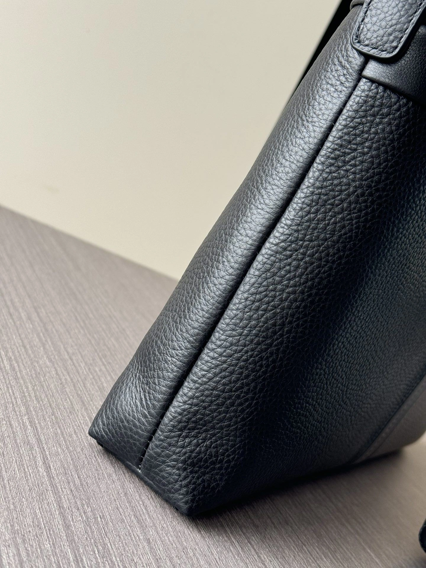 Upgraded Mens Prada Briefcases 92446