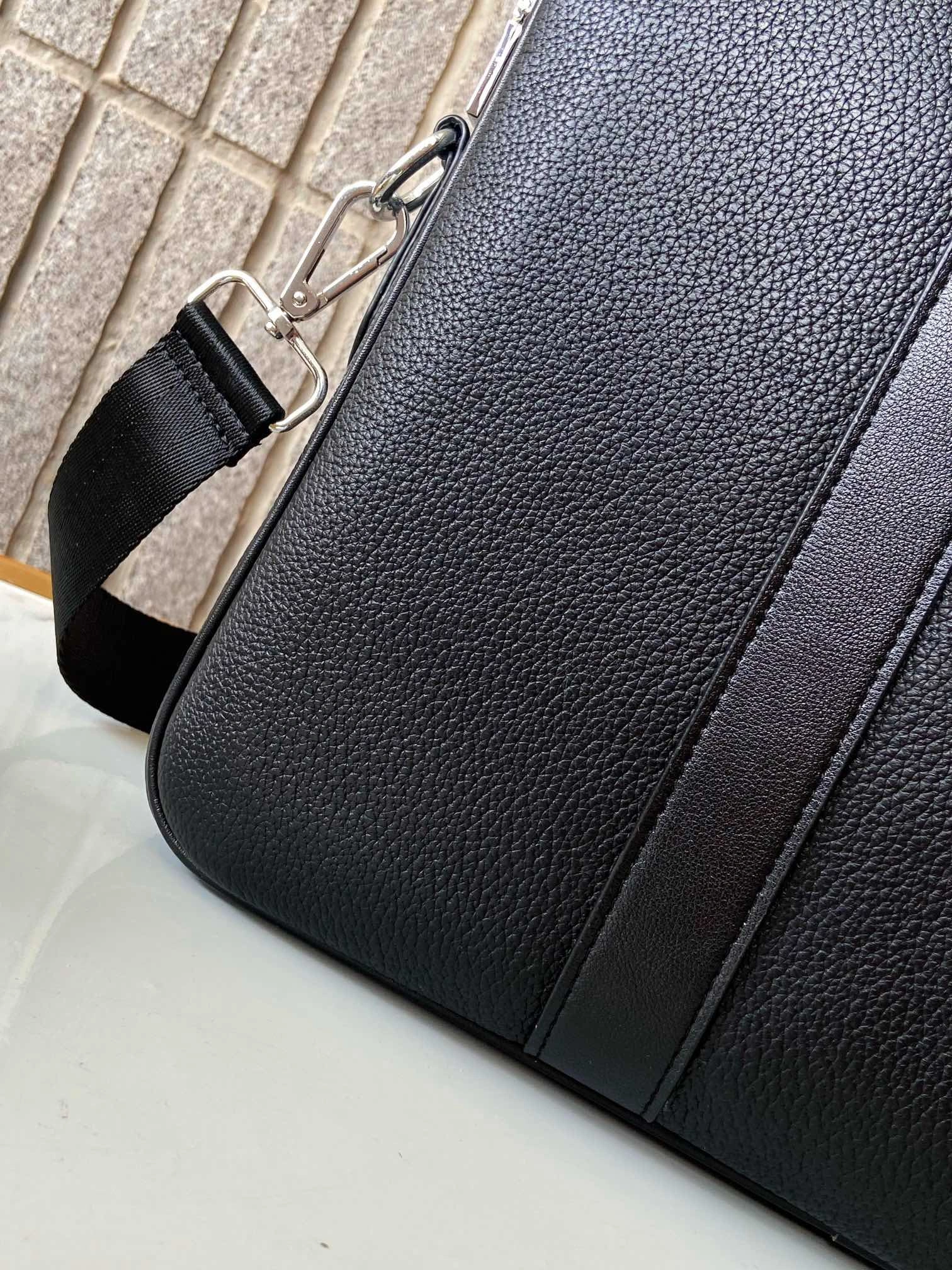 Mens Prada Briefcases Lightweight 92408