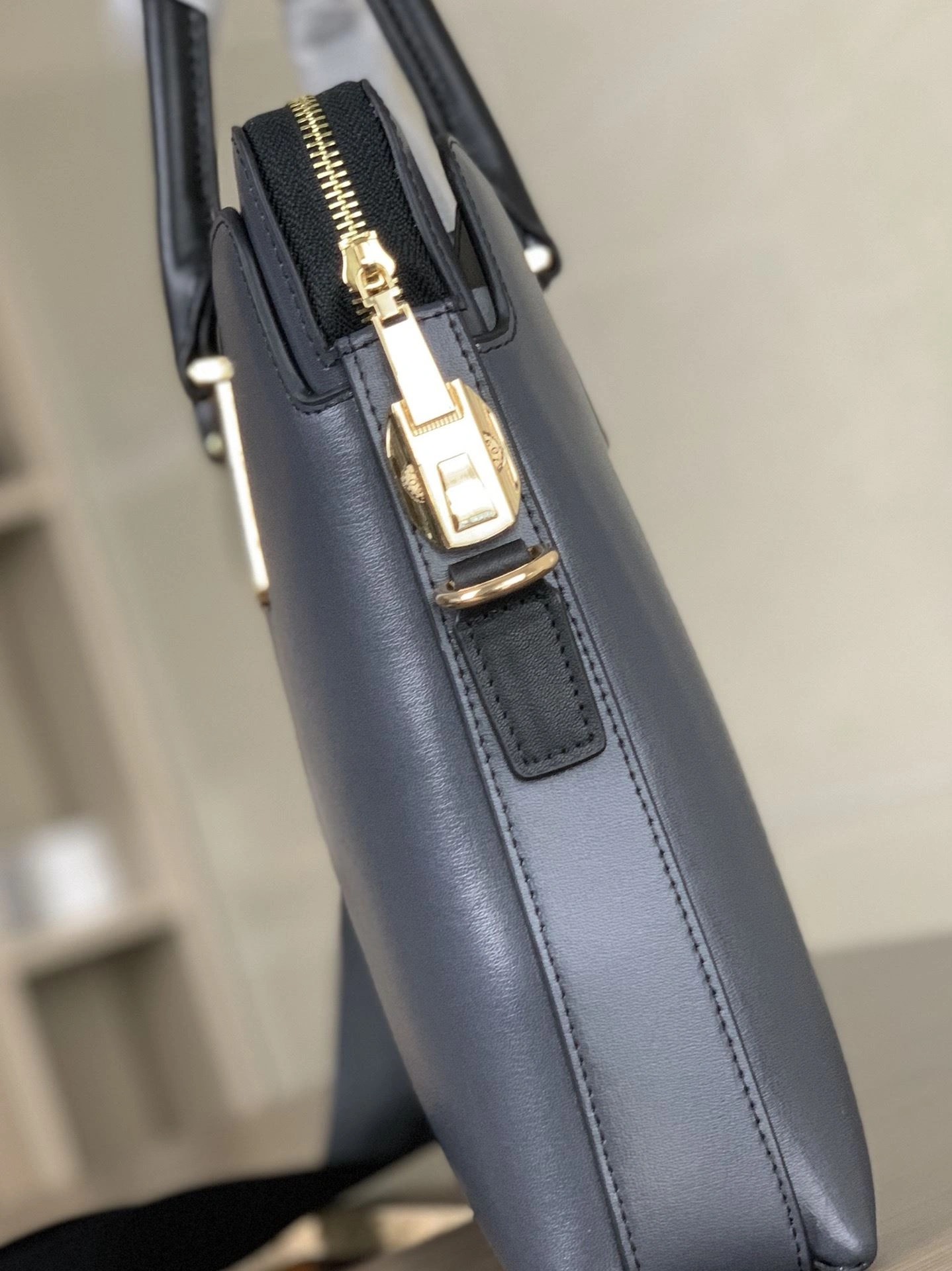 Mens Prada Briefcases Durable 92406