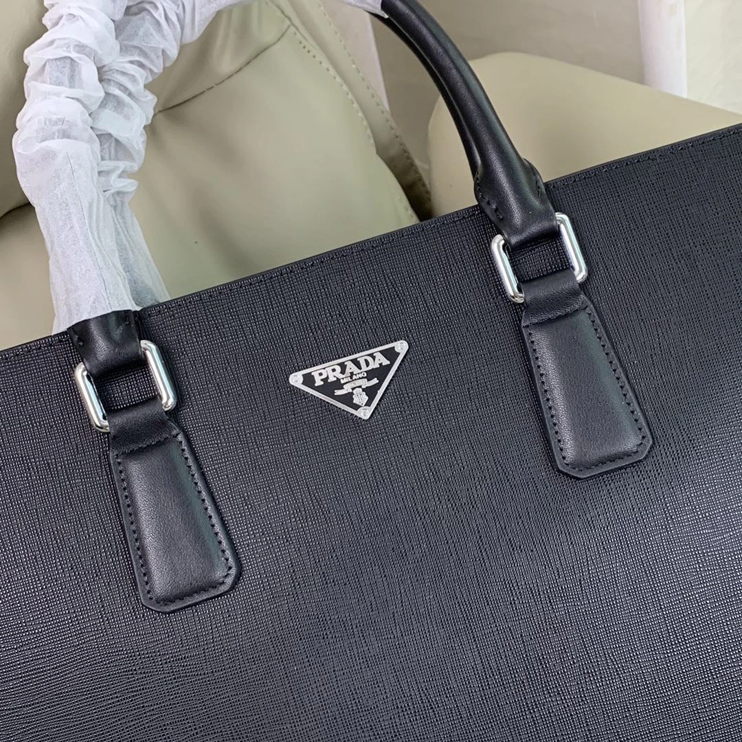 Mens Prada Briefcases WellDesigned 92397