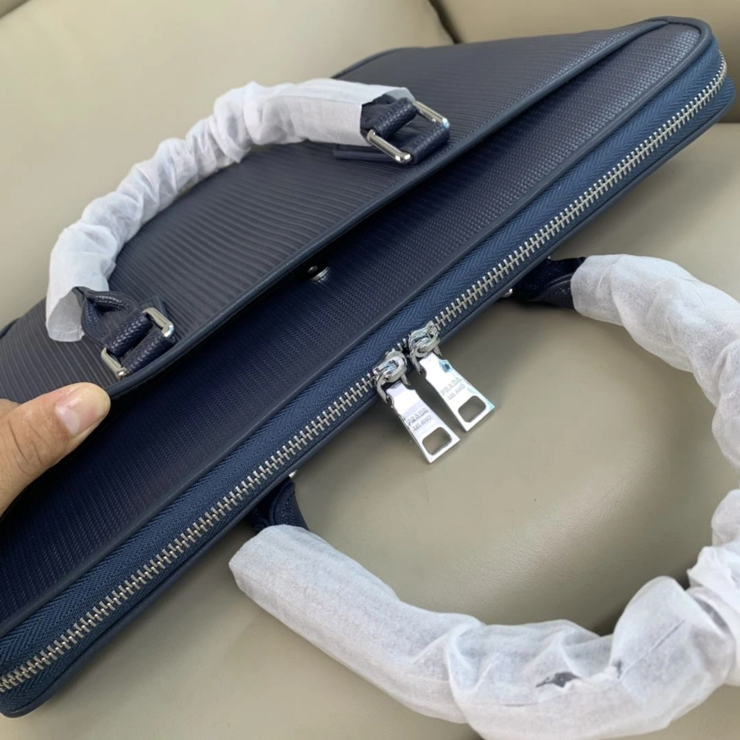 Mens Prada Briefcases Durable 92389