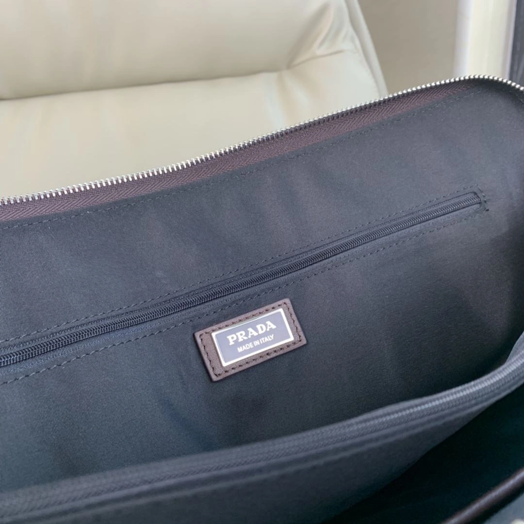 Stylish Mens Prada Briefcases 92425