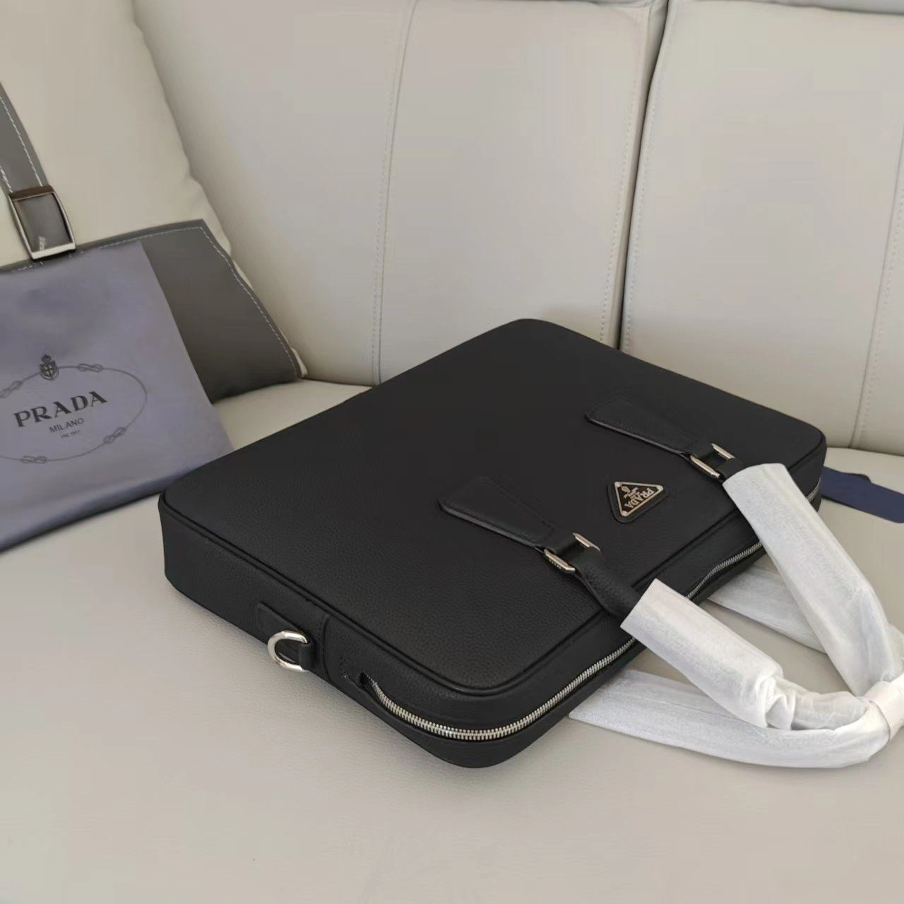 Mens Prada Briefcases Fashionable 92387