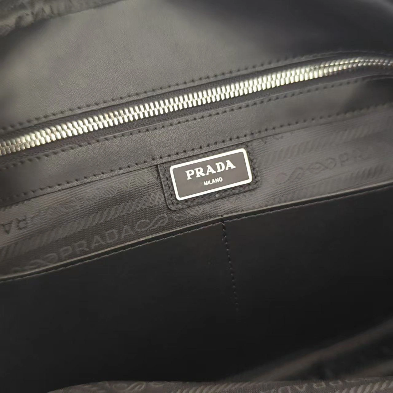 Mens Prada Briefcases Fashionable 92387