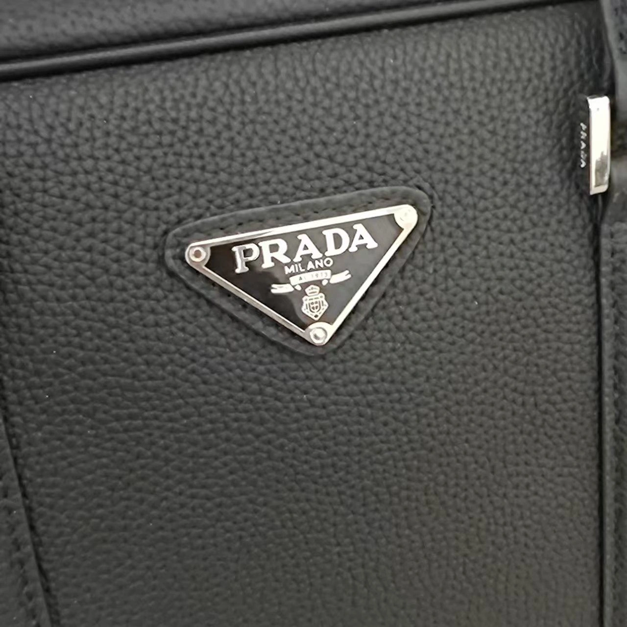 Mens Prada Briefcases Timeless 92386
