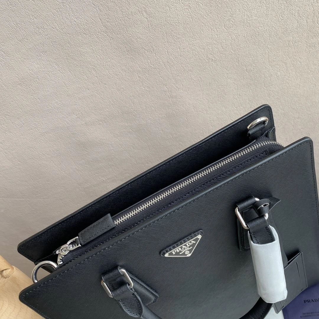 Mens Prada Briefcases Comfortable 91571