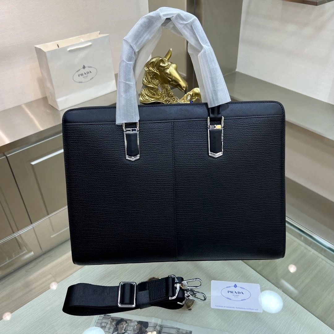 Mens Prada Briefcases WaterResistant 91557