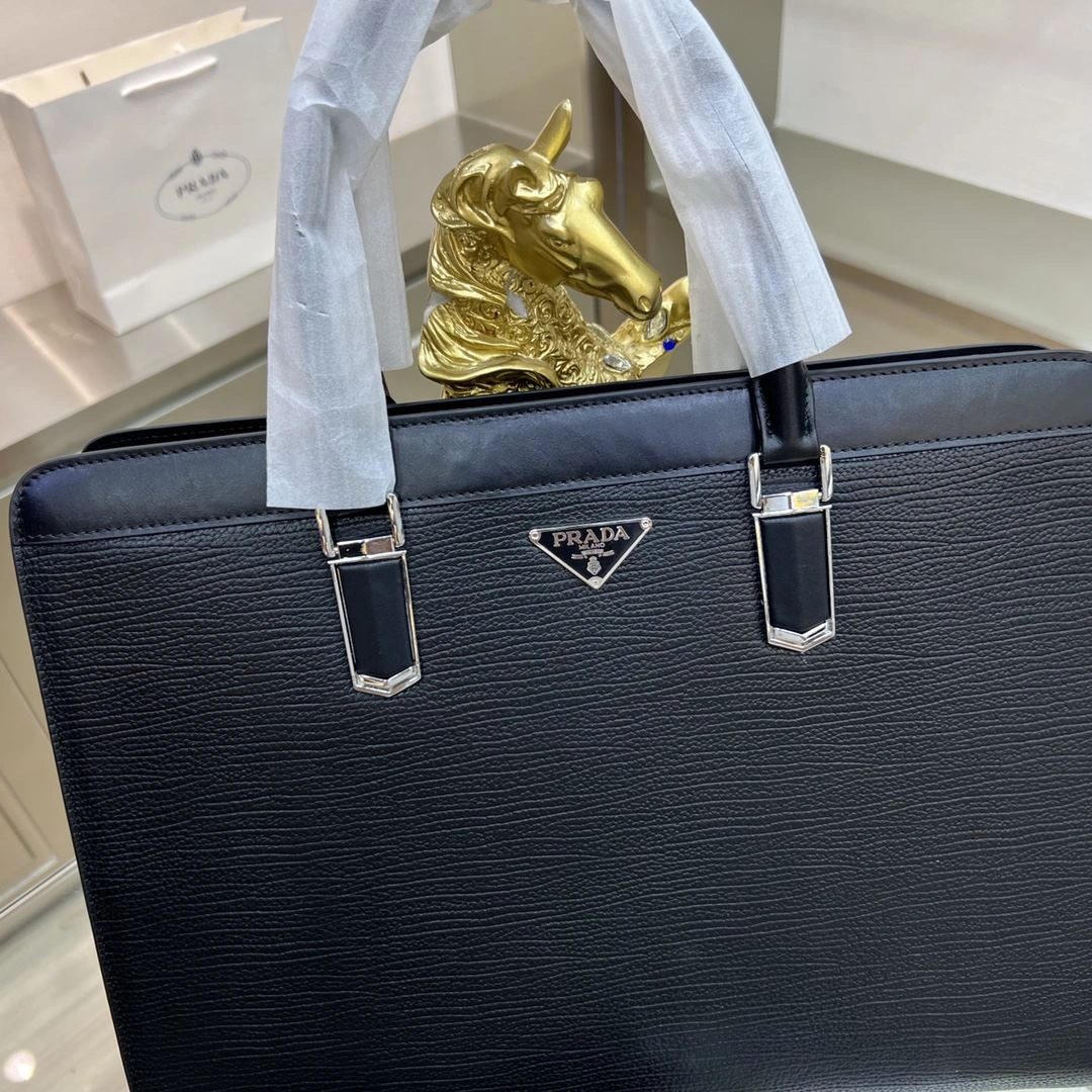 Mens Prada Briefcases WaterResistant 91557