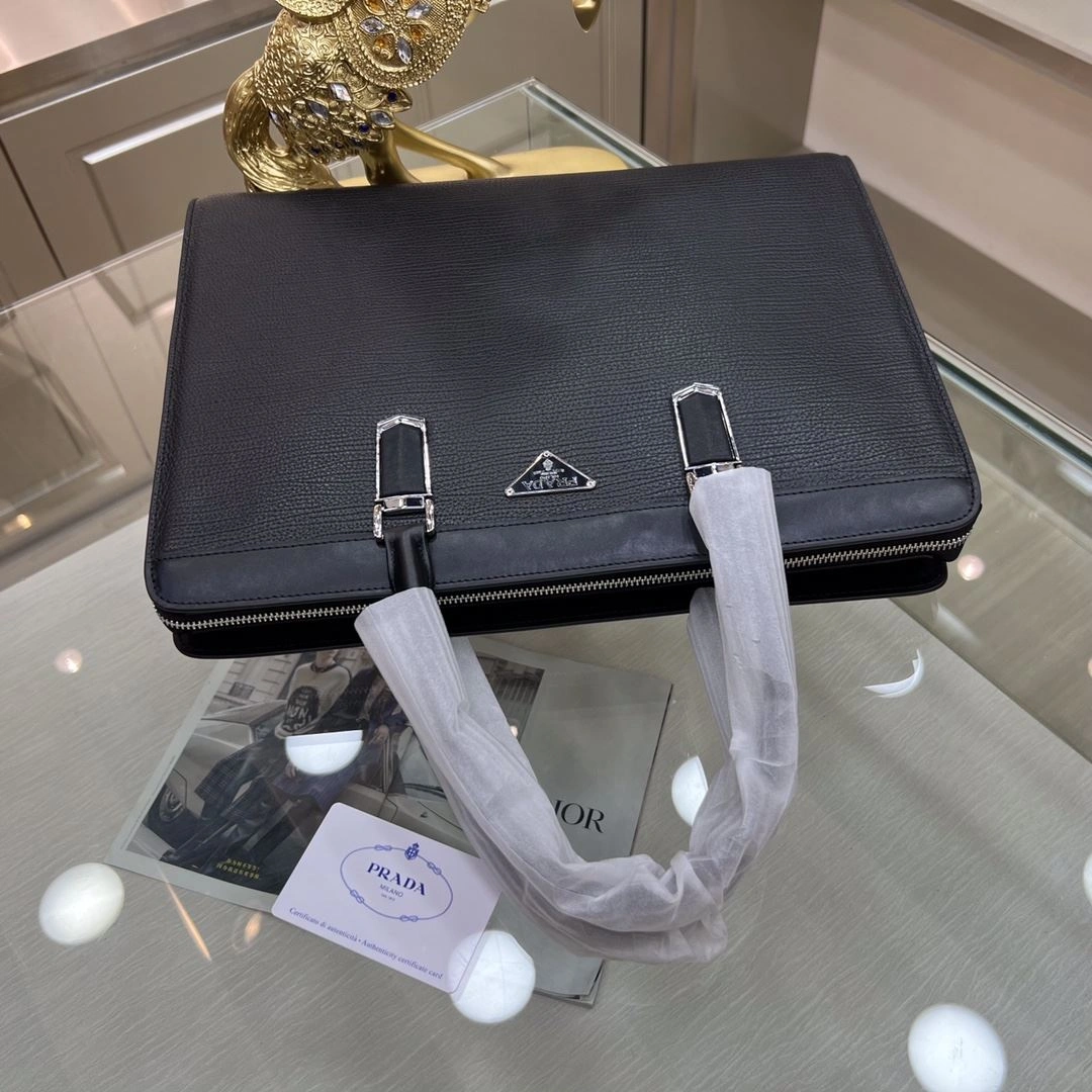 Mens Prada Briefcases WaterResistant 91557