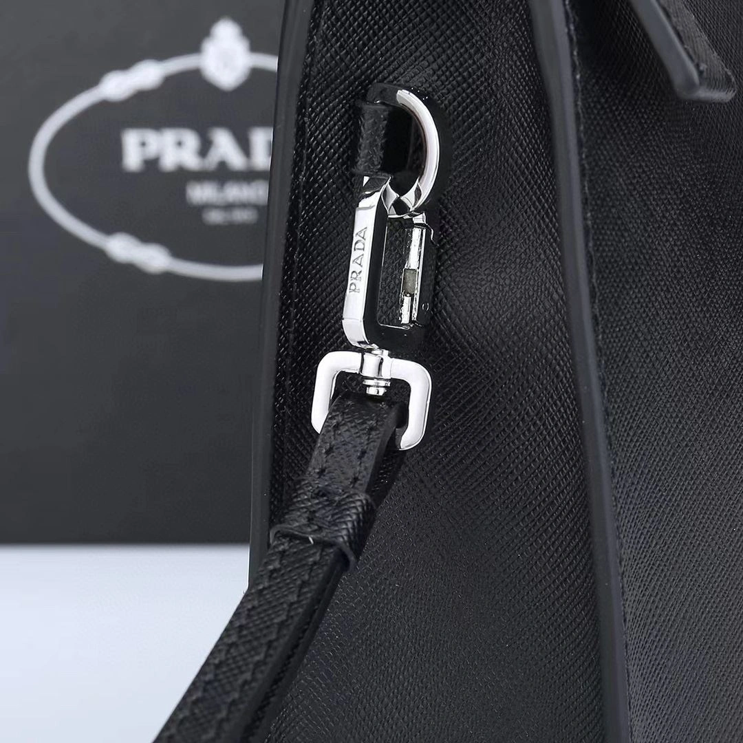 MultiPurpose Mens Prada Clutch Bags 90785