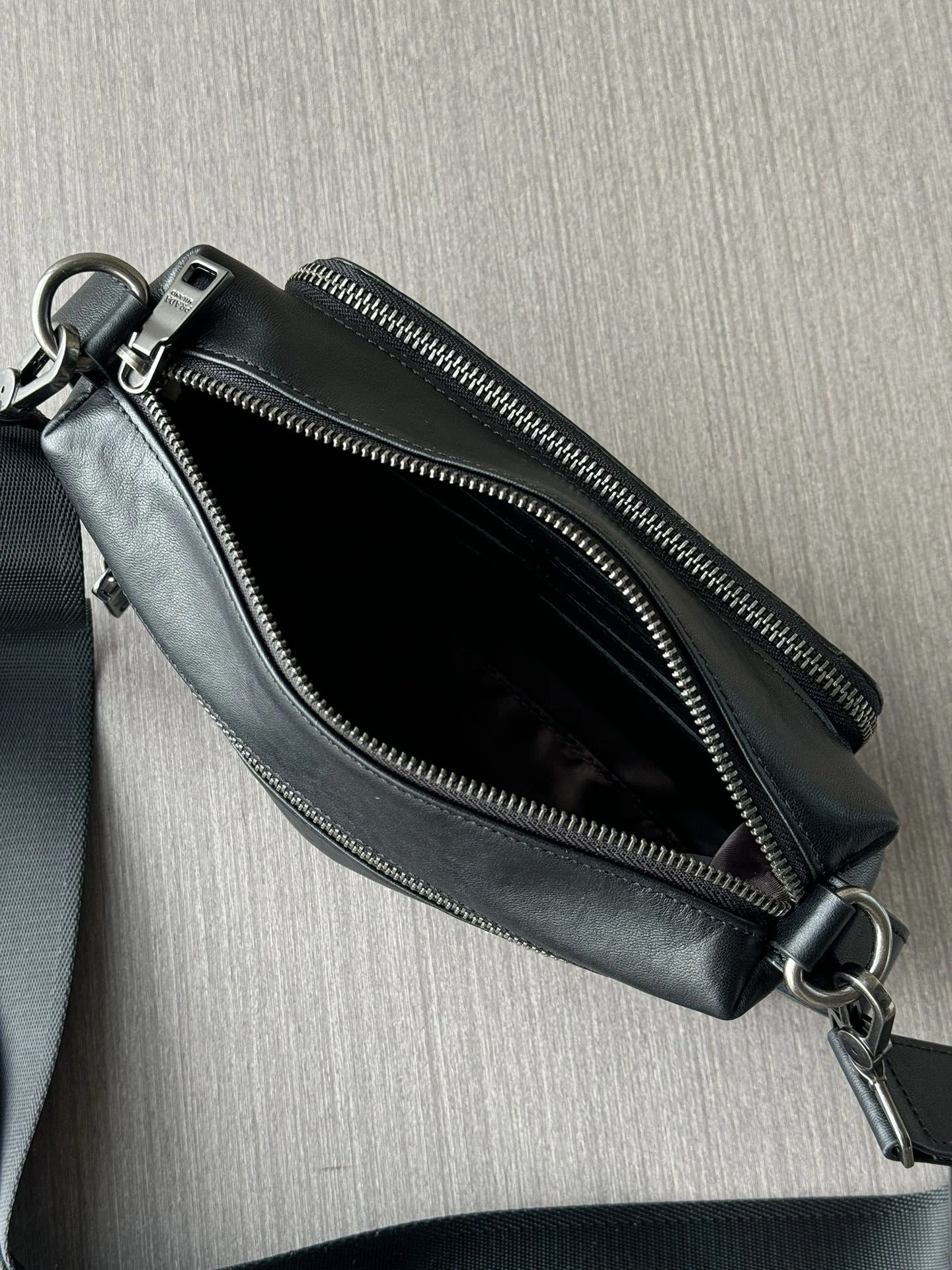 Trendsetting Mens Prada Clutch Bags 92409