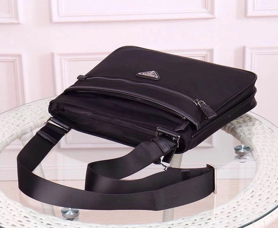 Mens Prada Satchel Bags ZipUp 90700
