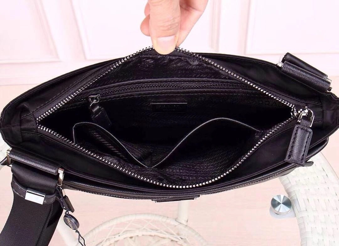 Mens Prada Satchel Bags ZipUp 90700