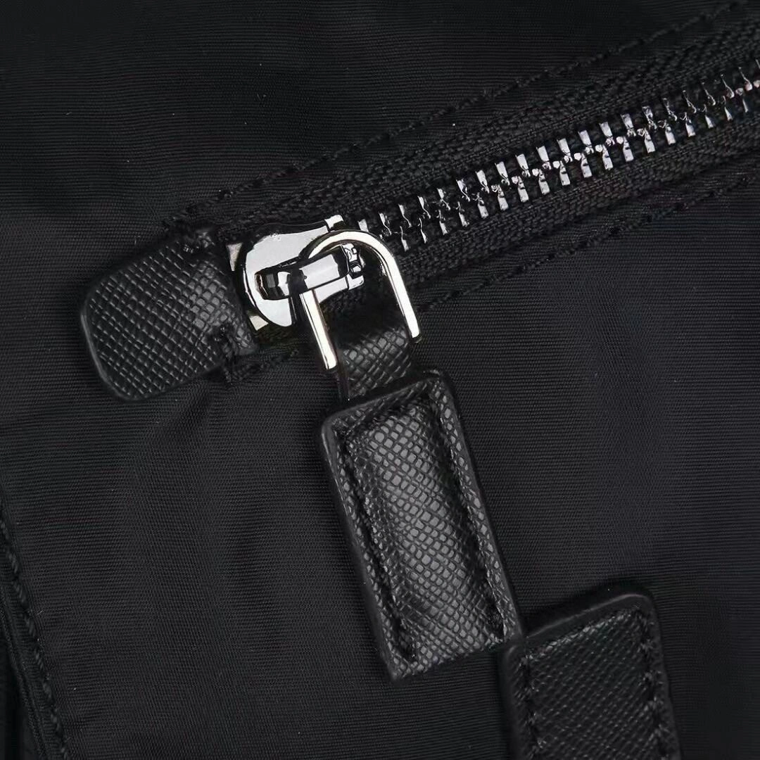 Mens Prada Satchel Bags WellDesigned 90696
