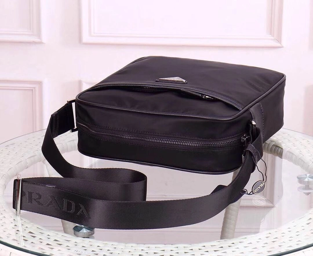 Mens Prada Satchel Bags Snug 90707