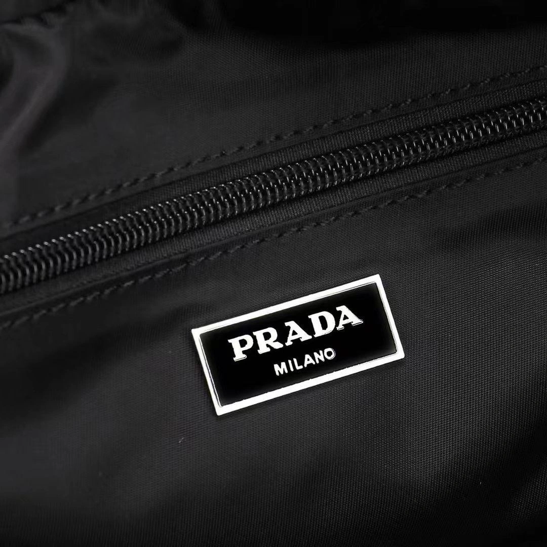 Compact Mens Prada Satchel Bags 90651
